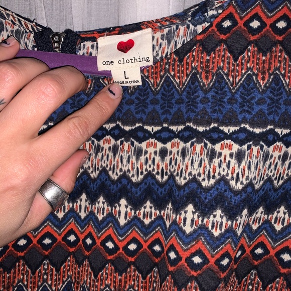 ROMPER patterned long sleeve - Picture 5 of 6